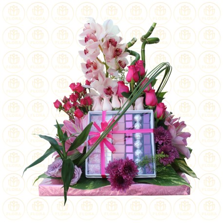 Pinky Love Arrangement